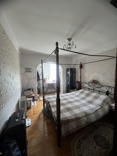 3-к. квартира, 77 м², 4/9 эт.