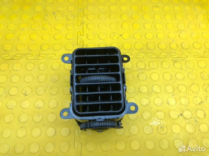 Дефлектор воздушный Mitsubishi Pajero Sport K90