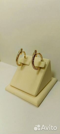 Золотые серьги