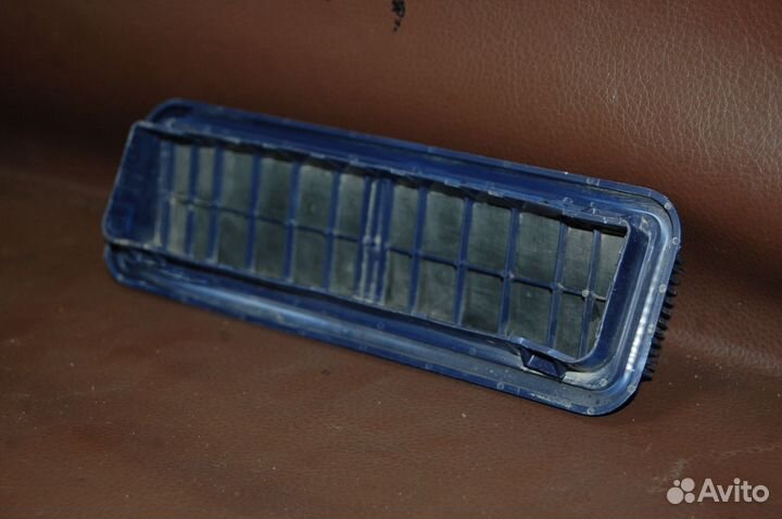 Решетка вентиляционная задняя - Skoda Yeti