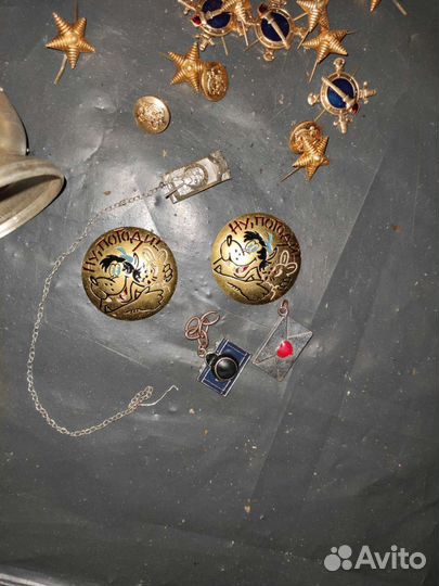 Значки, пуговицы