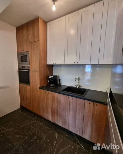 Кухня на заказ Фасады эмаль и шпон