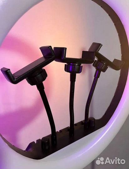 Кольцевая лампа для бьюти мастера