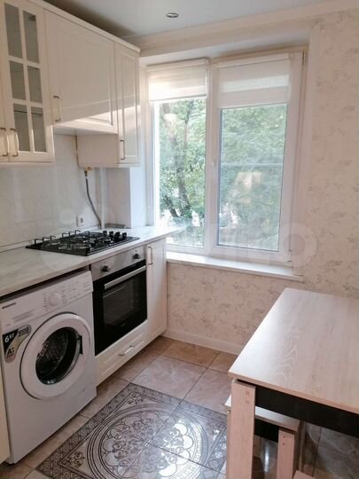 2-к. квартира, 50 м², 2/5 эт.