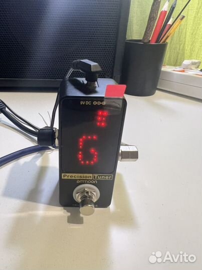 Тюнер Черный для гитары, бас, укулеле