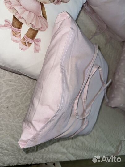 Бортики в детскую кроватку для девочки