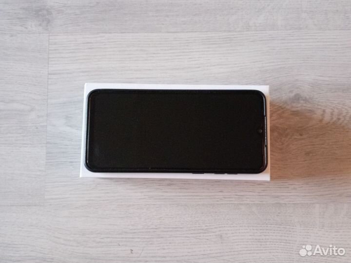 Samsung Galaxy A03, 4/64 ГБ