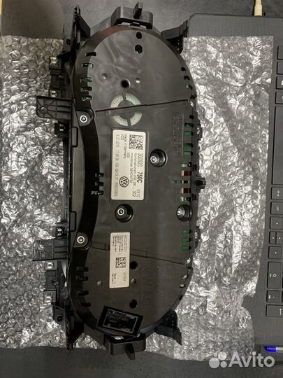 Щиток приборов Фольксваген Б 8 2018 год