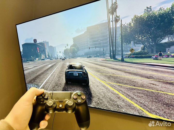 Sony PS4 / GTA 5 / 3 геймпада