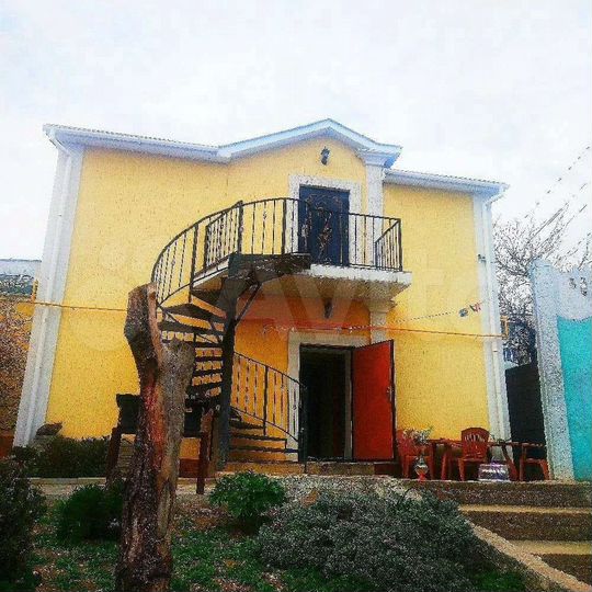 3-к. квартира, 70 м², 2/2 эт.