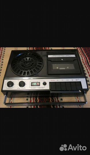 Электроника 302-1 с микрофоном