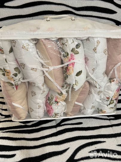 Бортики в кроватку