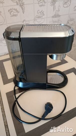 Кофеварка рожковая delonghi
