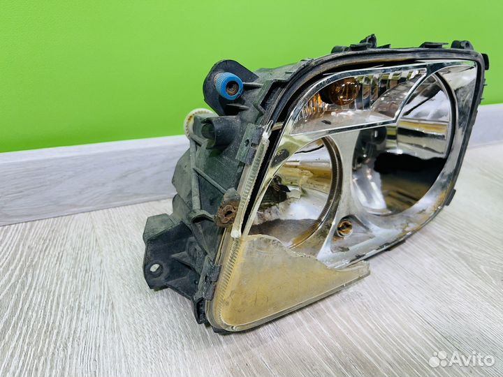 Фара левая Mercedes MP3 мп3