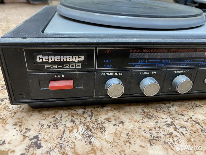 Серенада 209 Проигрыватель винила