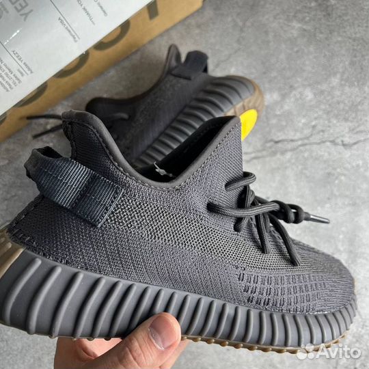 Кроссовки Adidas Yeezy Boost 350 v2 Cinder