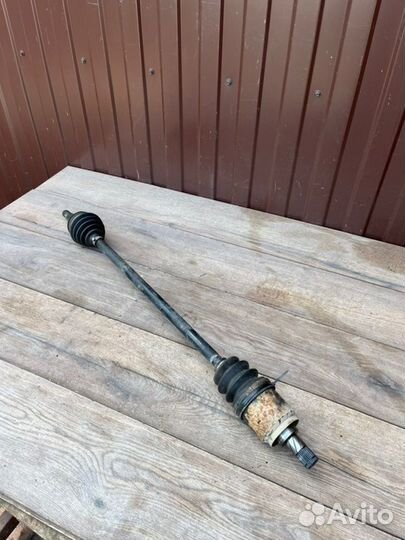 Привод передний правый Nissan Almera N16 1.5 2004