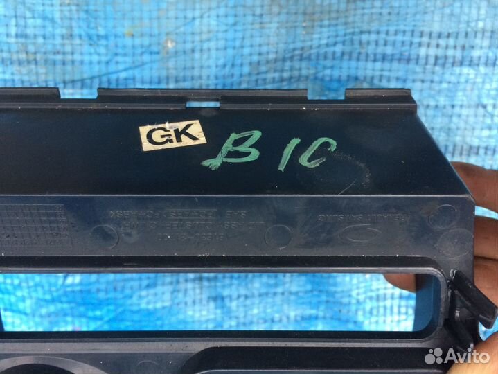 Рамка магнитолы Nissan Almera Classic B10