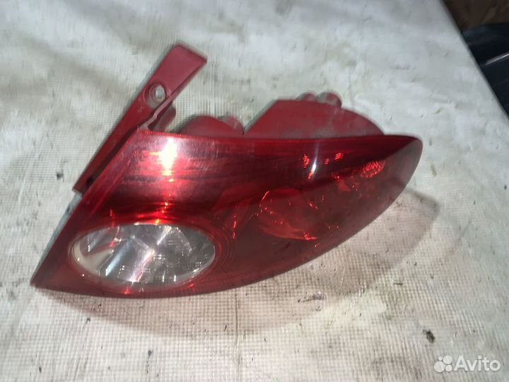 Фонарь правый Chevrolet lacetti внешний хэтчбек