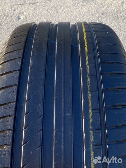 Michelin Pilot Sport 4 SUV 275/50 R21