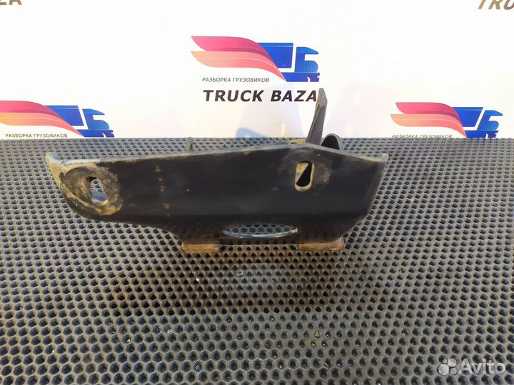 Кронштейн бампера правый Man L2000, Man TGL