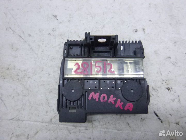 Блок предохранителей opel mokka 2012