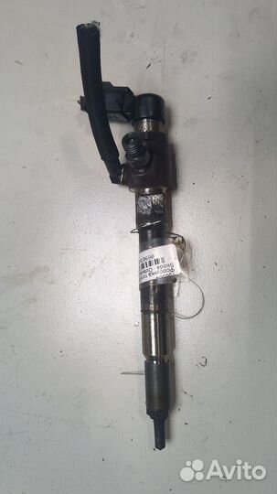 Форсунка топливная Skoda Octavia (A5), 2010