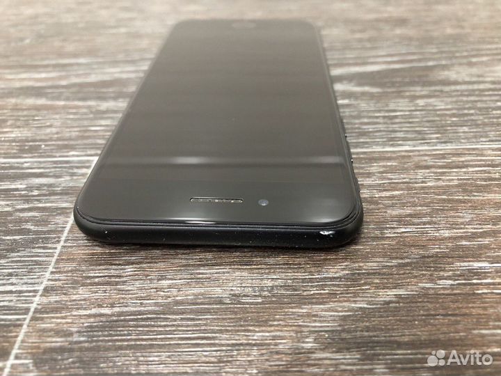 iPhone 7, 32 ГБ
