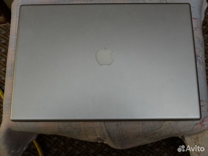 Macbook pro model A1229