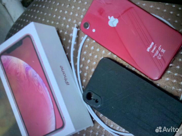 iPhone Xr, 64 ГБ