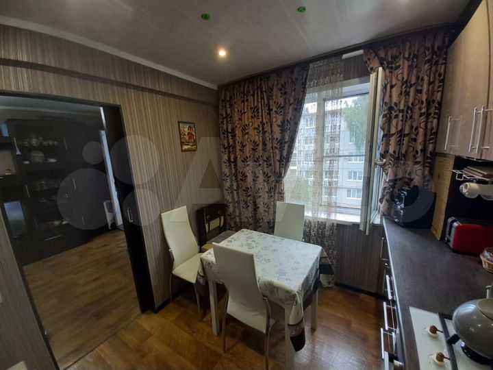 5-к. квартира, 45 м², 4/5 эт.