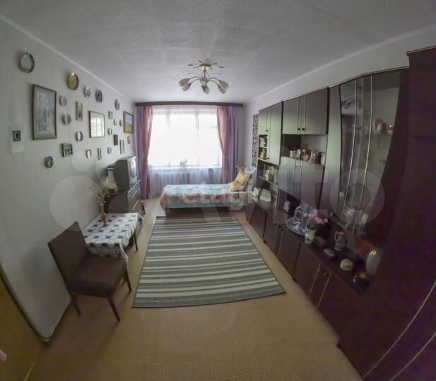 2-к. квартира, 43 м², 1/5 эт.