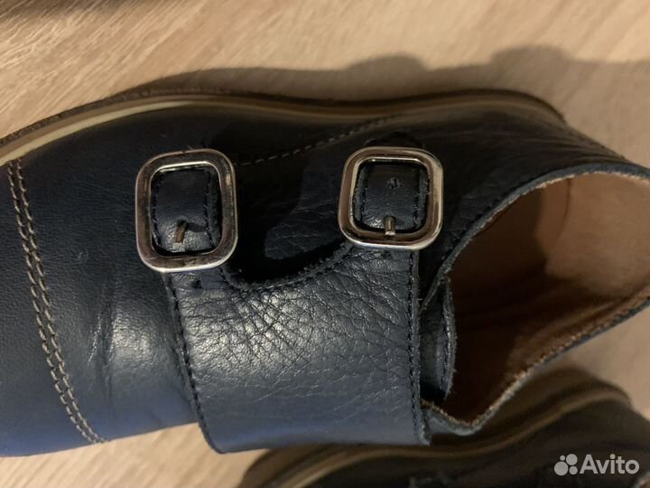 Кожаные туфли zara