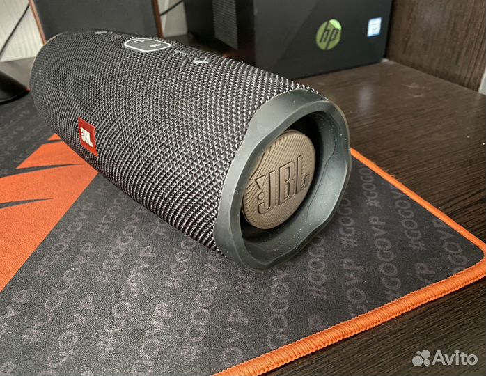 Колонка jbl charge 4