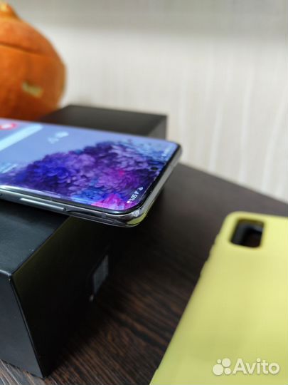 Samsung Galaxy S20, 8/128 ГБ