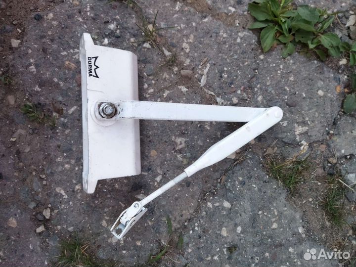 Доводчики дверей