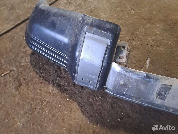 Бампер передний Mitsubishi Pajero2