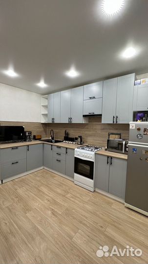 Качественный кухонный гарнитур угловой