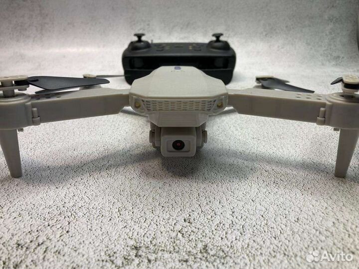 Квадрокоптер дрон с камерой
