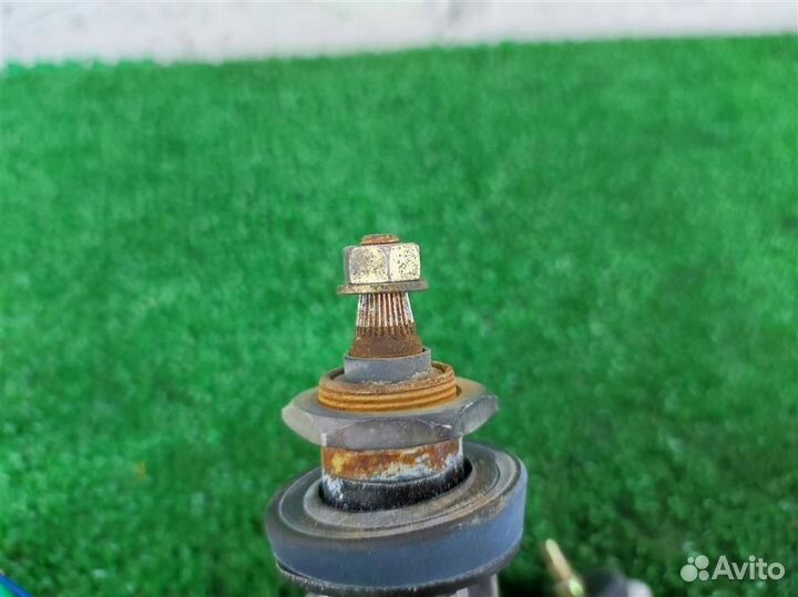 Мотор стеклоочистителя задний Lexus RX300 (MCU15)