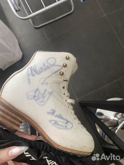 Фигурные коньки Jackson р.21/2