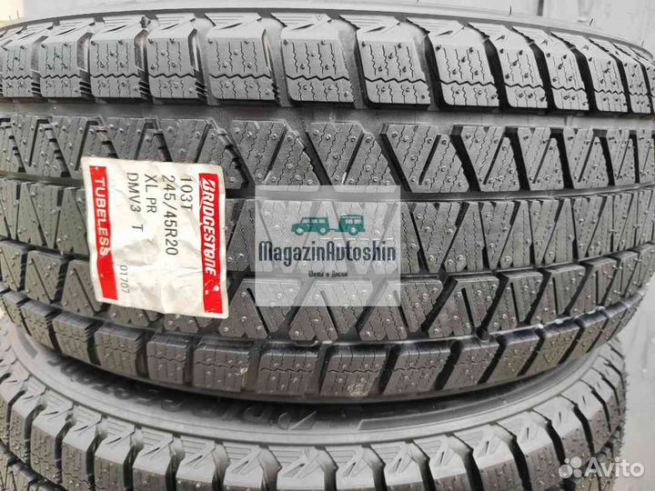 Bridgestone Blizzak DM-V3 245/45 R20 103T