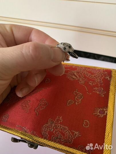 Серьги Роберто браво