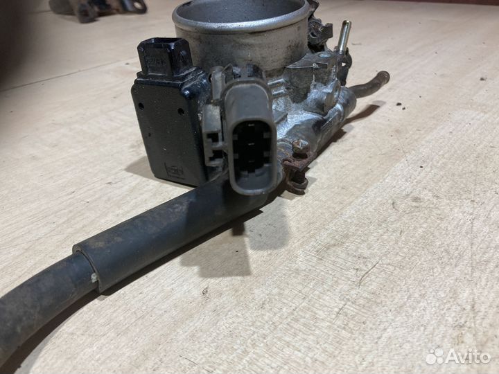 Заслонка дроссельная 4,2i Nissan patrol y60