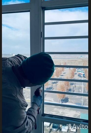 Замки на окна детские для безопасности