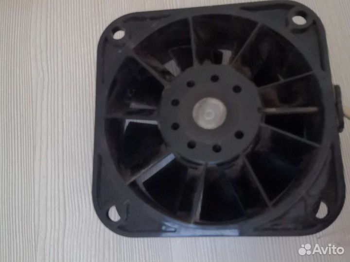 Вентилятор вытяжной 220v