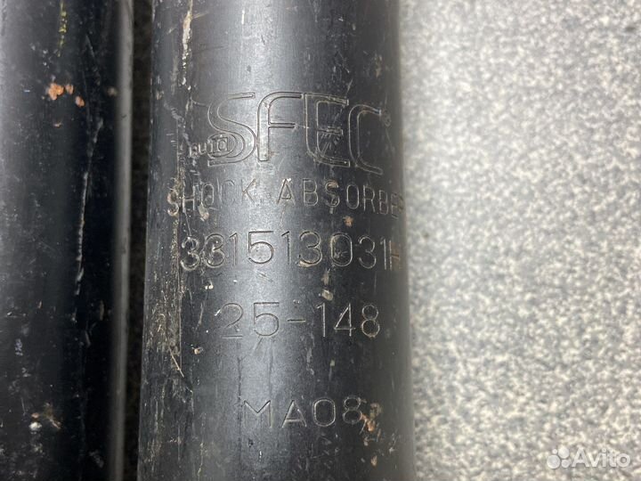 Задние амортизаторы vw passat b2 за 2 шт