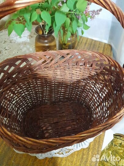 Корзина плетеная