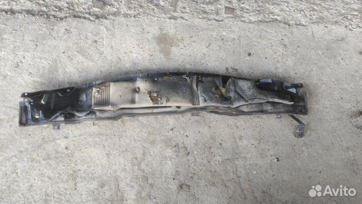 Жабо Nissan Primera P 12 универсал 1 2004