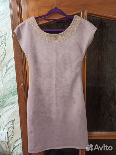 Женские вещи платья 42-44